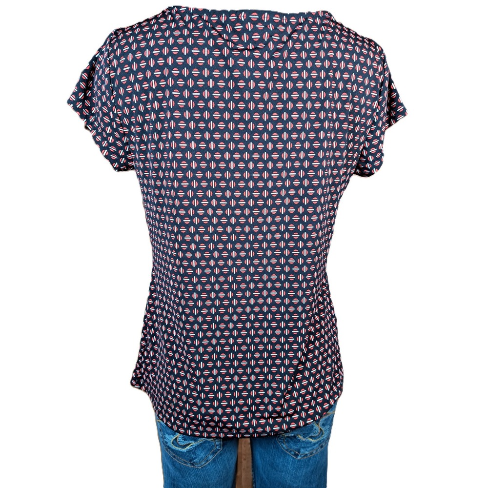 Worthington Petite Medium Black Red Geometric Circle Print‎ Short Sleeve Blouse - Picture 4 of 8